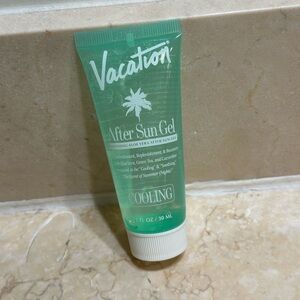 ⭐️5 for $10 Vacation after sun cooling gel
